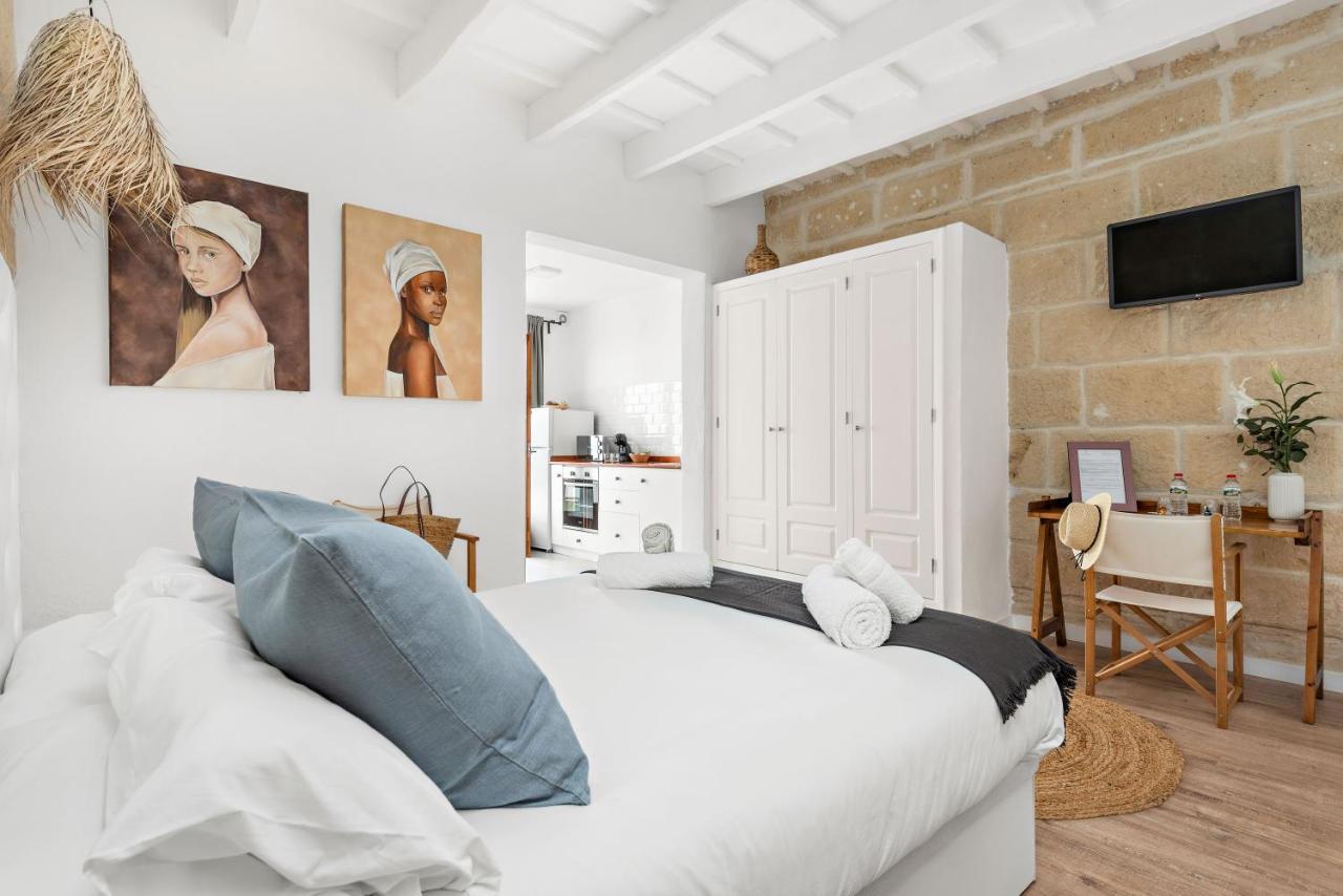 Boutique Ses 5 Claus Hotel 3*